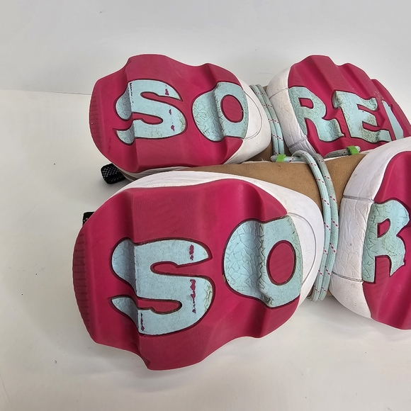 Sorel Women's Size 7 Kinetic Impact Lace Fashion Sneakers White w/Green. - Picture 13 of 15